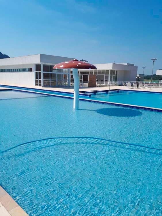 Solares Clube 22 Triton-Piscinas