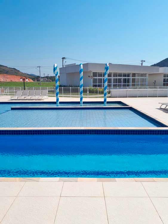 Solares Clube 35 Triton-Piscinas